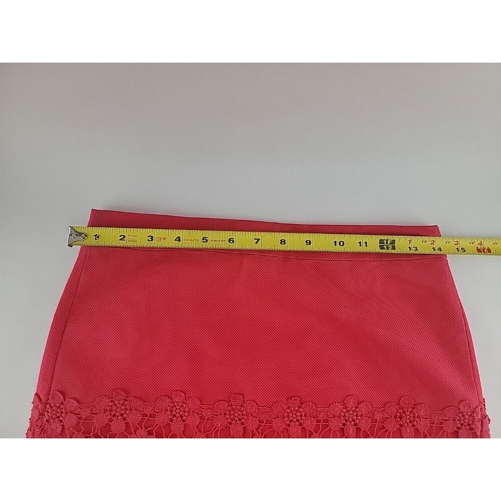 J. Crew Daisy Floral Crochet Lace Mini Skirt Size 00 Red Pink Emblished Preppy - Picture 3 of 11
